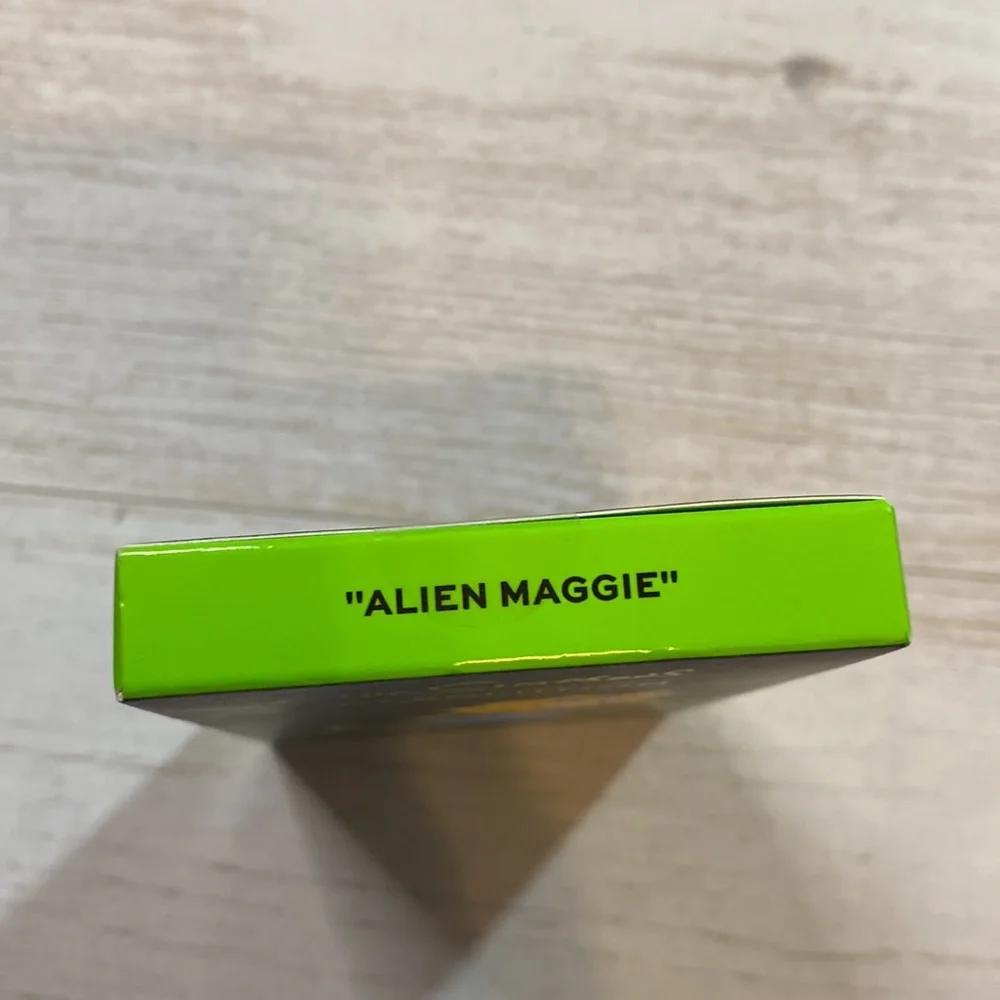 Revolution The Simpson Treehouse Of Horror Alien Maggie Eyeshadow Palette